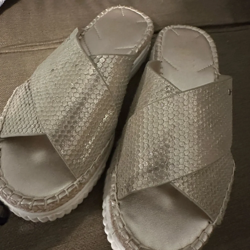 Franco Sarto Shimmering Cream Slide Sandals - Picture 1 of 4